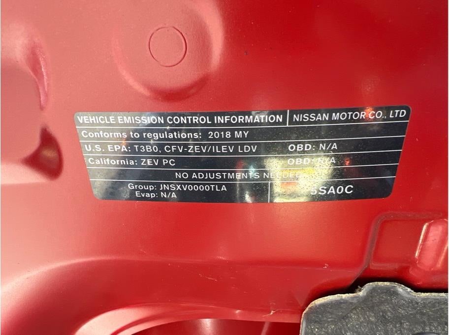 2018 Nissan LEAF SV Hatchback 4D