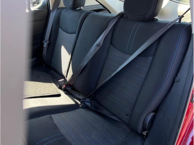 2018 Nissan LEAF SV Hatchback 4D