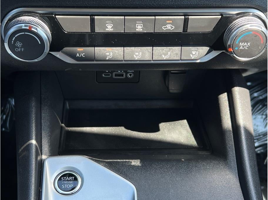 2025 Nissan Altima 2.5 SV Sedan 4D