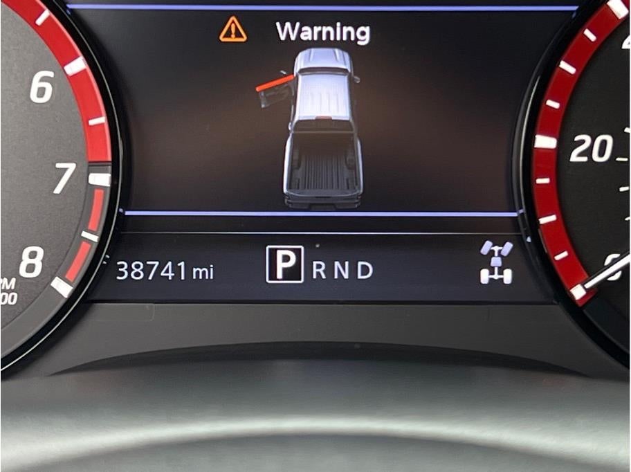 2023 Nissan Frontier Crew Cab PRO-4X Pickup 4D 5 ft