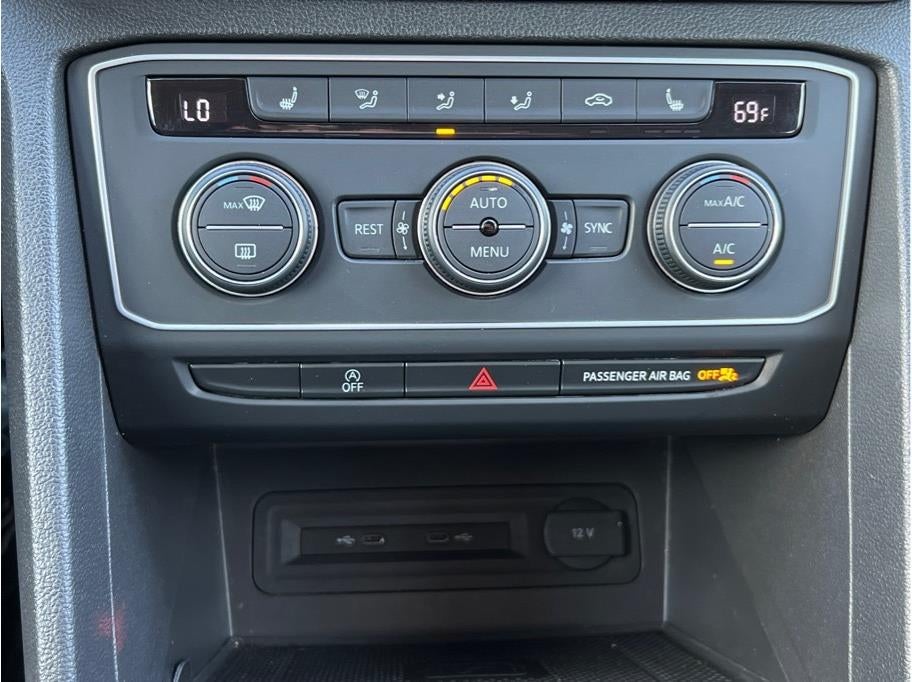 2021 Volkswagen Atlas SE 4Motion w/Tech Pkg Sport Utility 4D