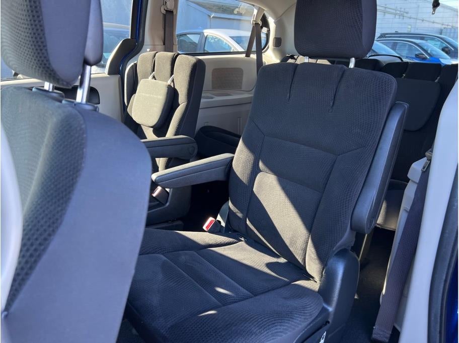 2019 Dodge Grand Caravan Passenger SE Minivan 4D