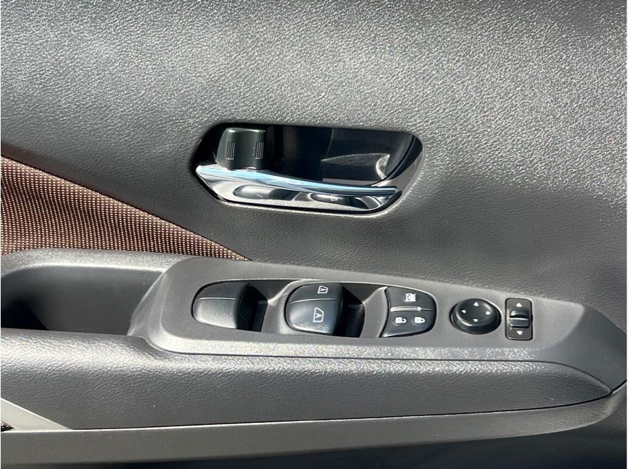 2023 Nissan Kicks SR Sport Utility 4D