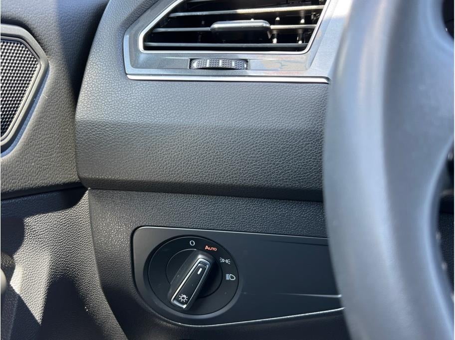 2021 Volkswagen Tiguan SE 4MOTION Sport Utility 4D