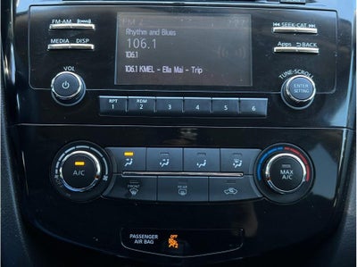 2016 Nissan Rogue S Sport Utility 4D