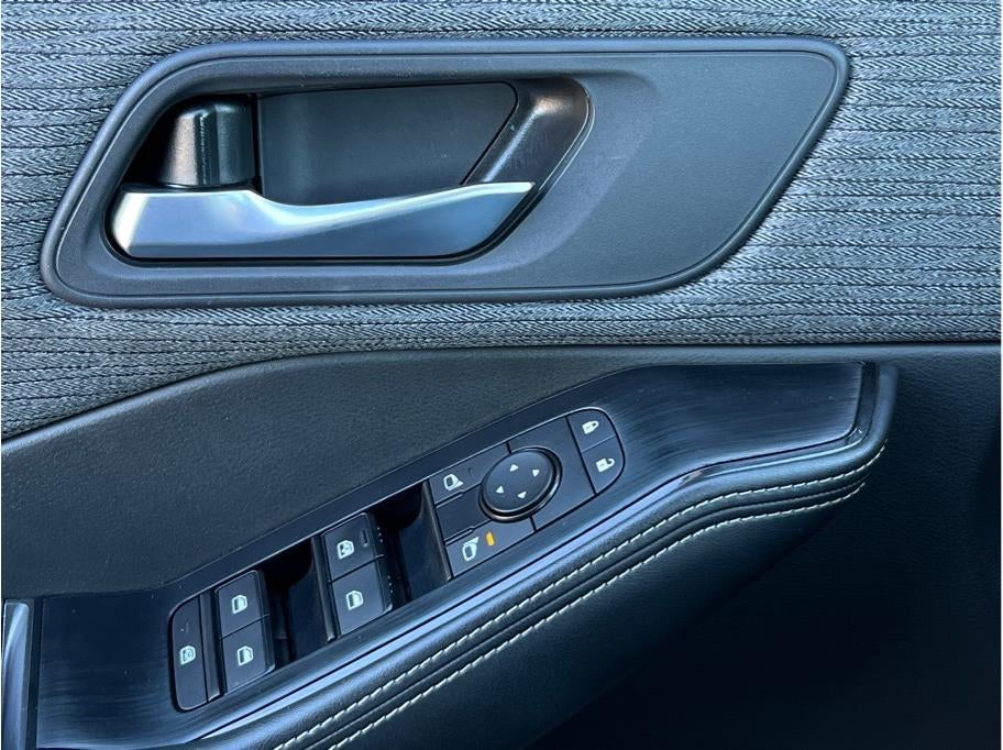 2023 Nissan Rogue SV (2023.5) Sport Utility 4D