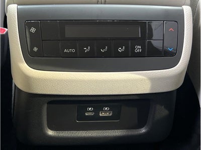 2022 Nissan Pathfinder SV Sport Utility 4D