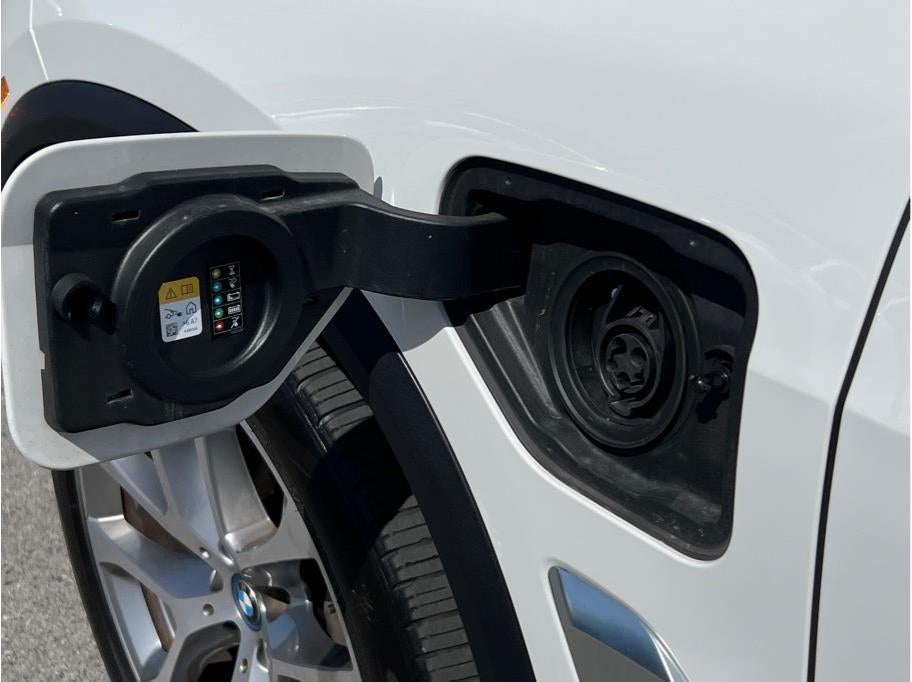 2025 BMW X5 xDrive50e Sport Utility 4D