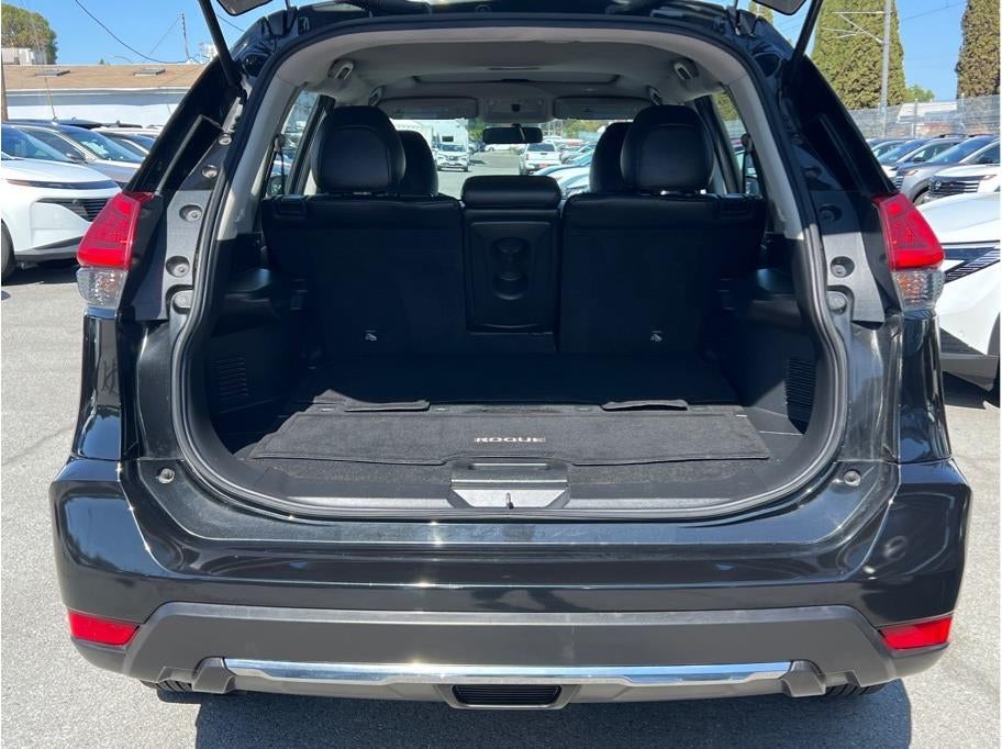 2017 Nissan Rogue S Sport Utility 4D