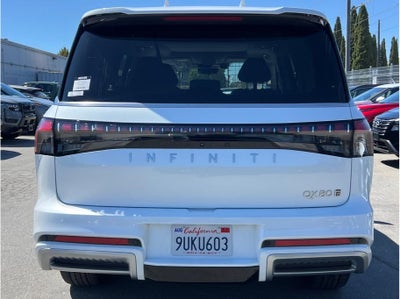 2025 INFINITI QX80 SENSORY Sport Utility 4D