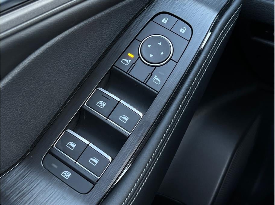 2025 Nissan Rogue SL - Photo 19