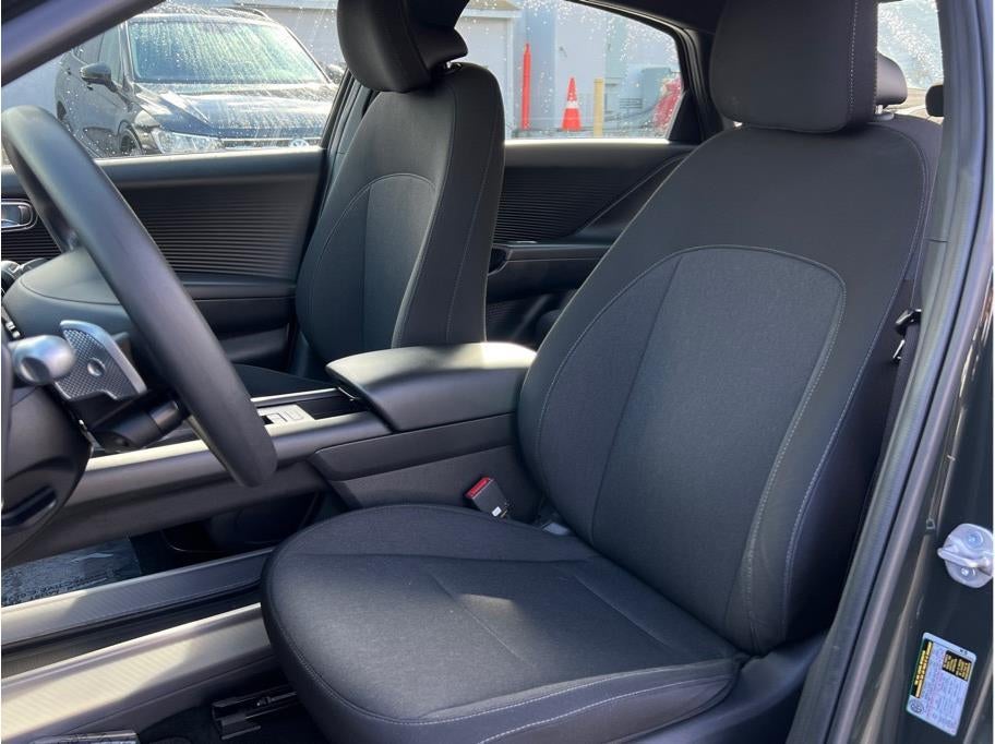 2024 Hyundai IONIQ 6 SE Standard Range Sedan 4D
