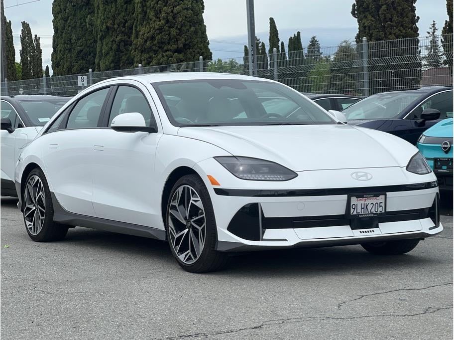 2024 Hyundai IONIQ 6 SEL Sedan 4D