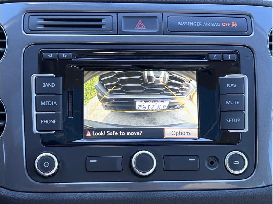 2015 Volkswagen Tiguan 2.0T SEL Sport Utility 4D