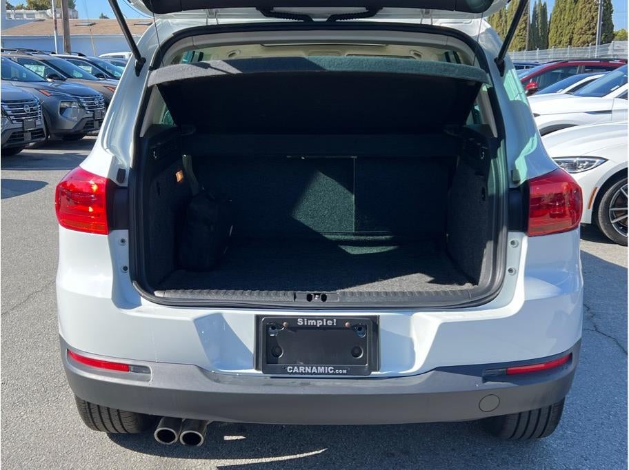 2015 Volkswagen Tiguan 2.0T SEL Sport Utility 4D