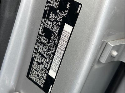 2016 Volvo XC90 T6 Momentum Sport Utility 4D