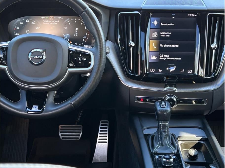 2019 Volvo XC60 T6 R-Design Sport Utility 4D