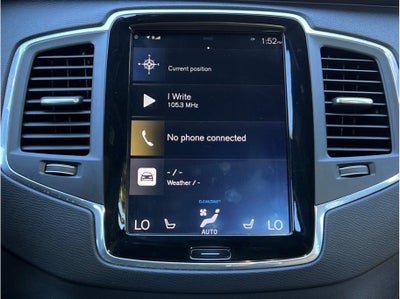 2019 Volvo XC90 T8 Momentum Sport Utility 4D