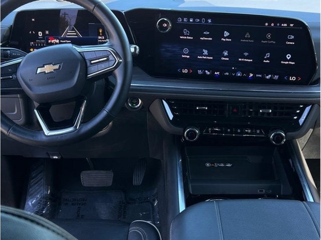 2025 Chevrolet Suburban Premier Sport Utility 4D