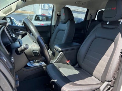 2022 GMC Canyon Crew Cab AT4 Pickup 4D 5 ft