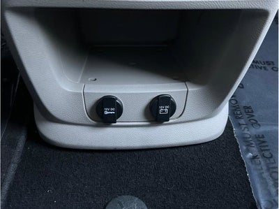 2017 Dodge Grand Caravan Passenger SE Minivan 4D