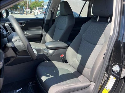 2024 Toyota RAV4 XLE Sport Utility 4D