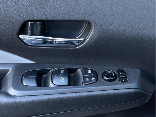 2021 Nissan Kicks SR PREMIUM PACKAGE