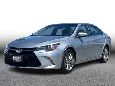 2017 Toyota Camry SE Sedan 4D