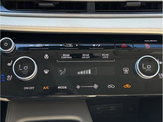 2023 INFINITI QX60 LUXE