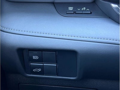 2021 Toyota Highlander XLE Sport Utility 4D