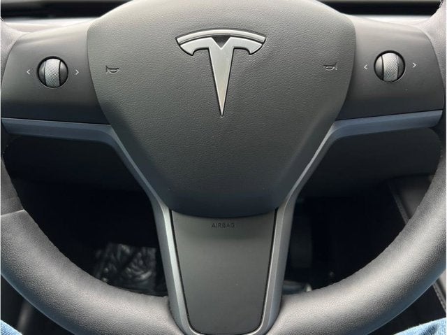 2021 Tesla Model 3 Standard Range Plus Sedan 4D