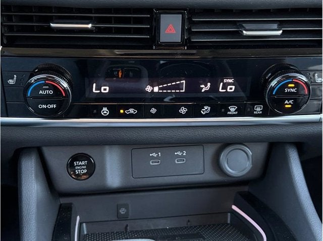 2025 Nissan Rogue SL Sport Utility 4D