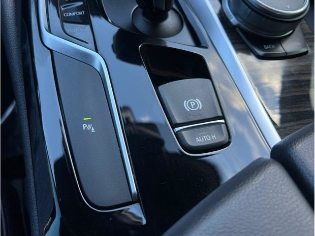 2018 BMW 5 Series 530i Sedan 4D