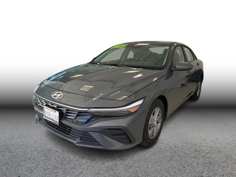 2025 Hyundai Elantra SE Sedan 4D