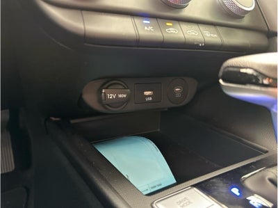 2025 Hyundai Elantra SE Sedan 4D