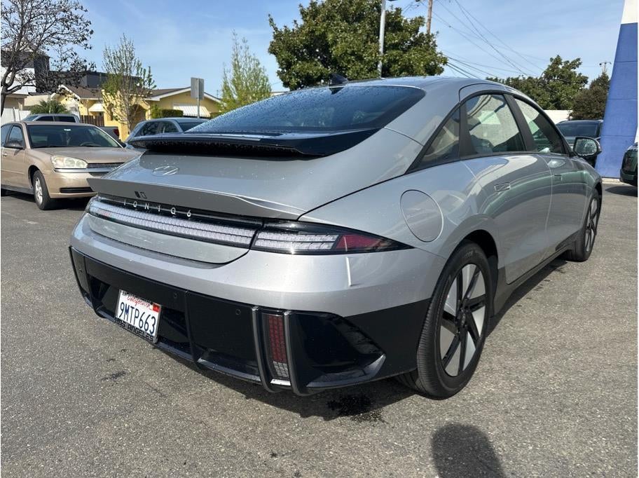 2024 Hyundai IONIQ 6 SE Sedan 4D