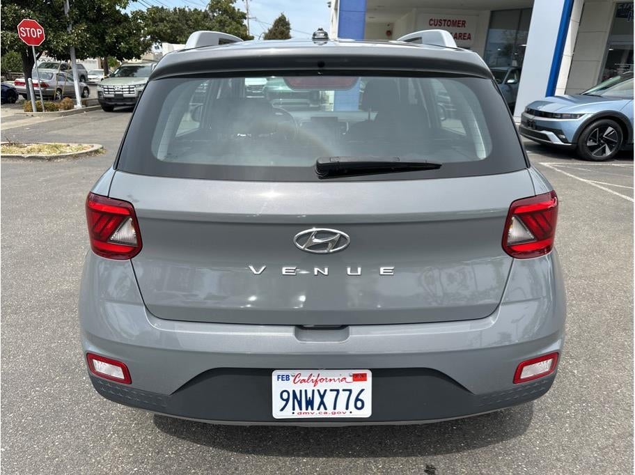 2023 Hyundai Venue SEL Sport Utility 4D